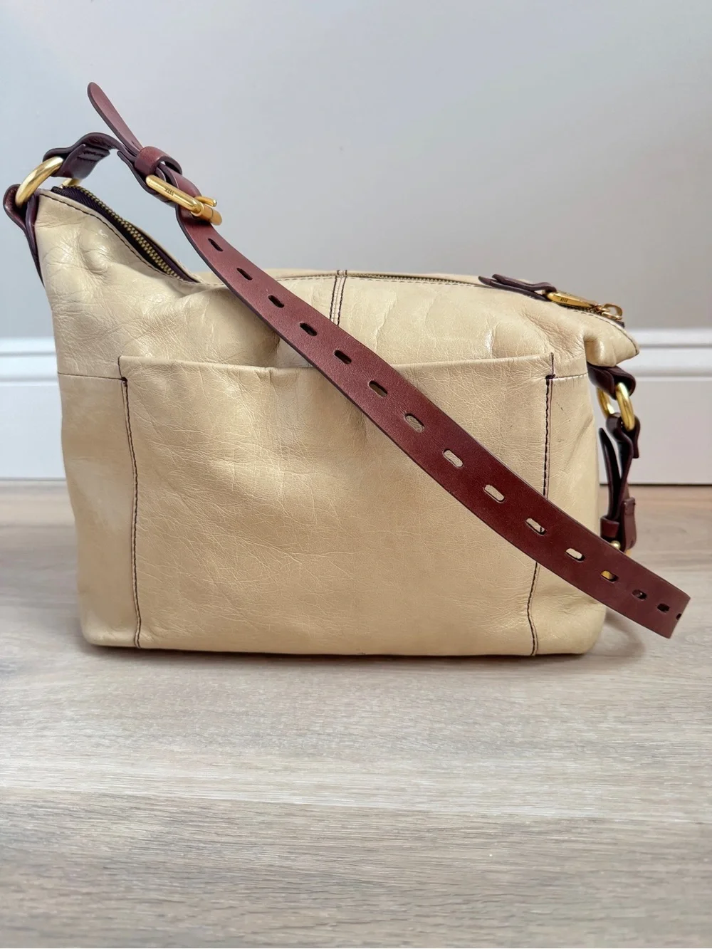 HOBO Leather Shoulder Bag Cream Ivory Brown Slouchy Purse